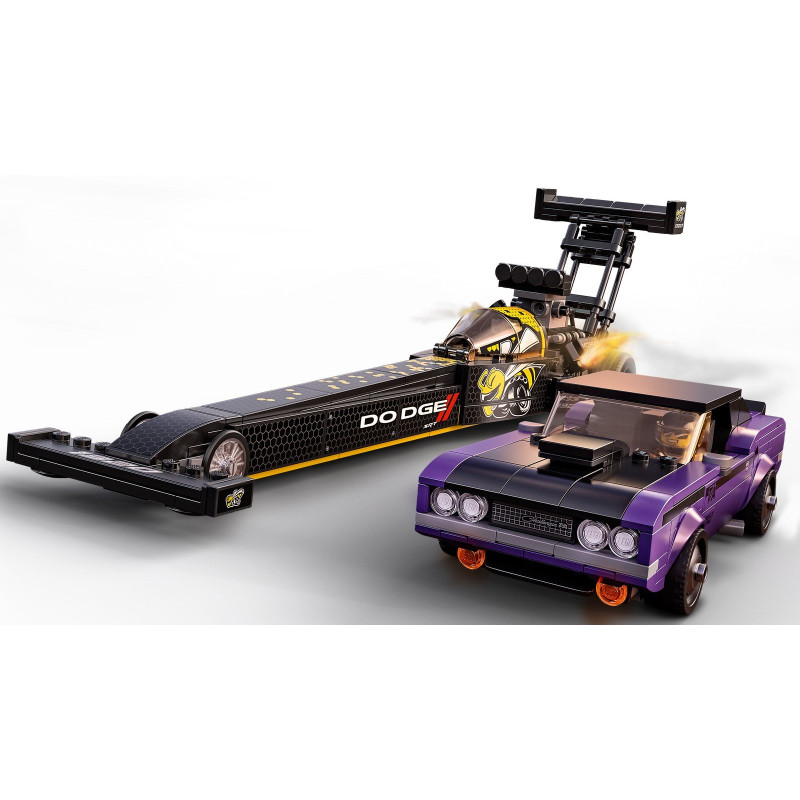 Mopar Dodge//SRT Top Fuel Dragster a 1970 Dodge Challenger T/A