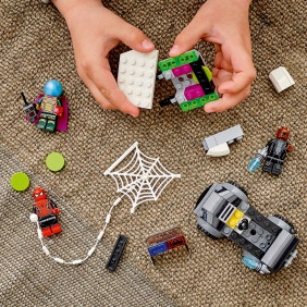 Spider-Man a Mysteriův útok dronem