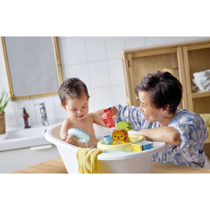 Legrace ve vaně: Plovoucí ostrov se zvířátky