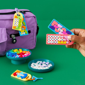 Mega balení ozdob na tašku – zábavné vzkazy