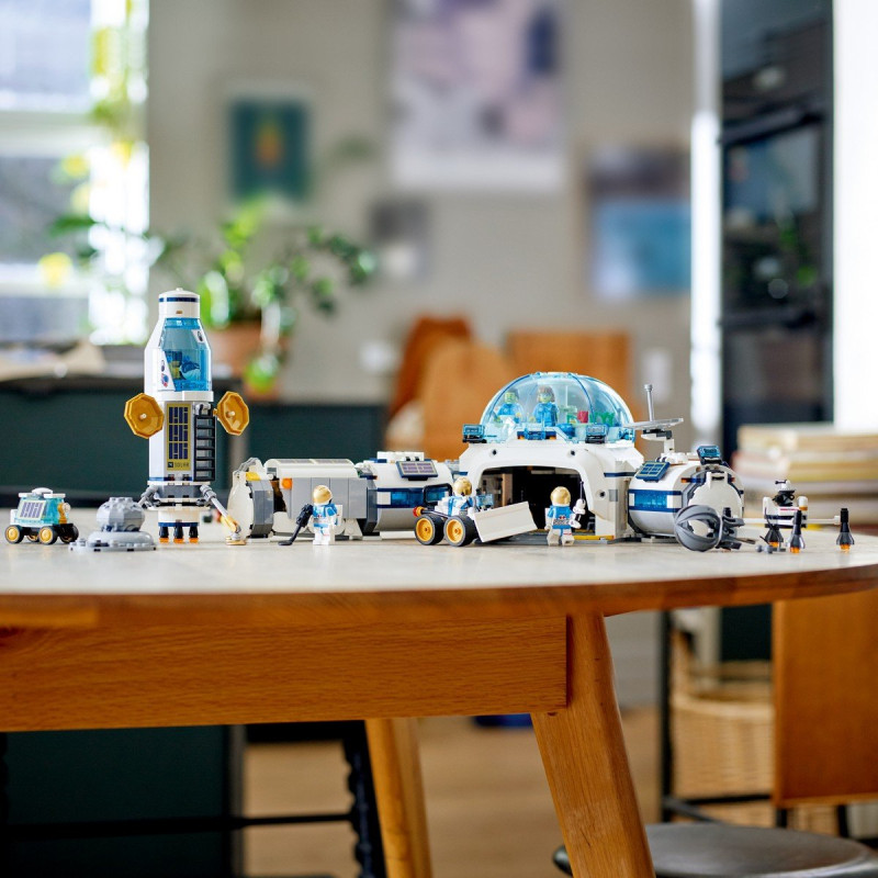 Lunární výzkumná stanice