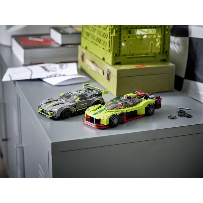 Aston Martin Valkyrie AMR Pro a Aston Martin Vantage GT3