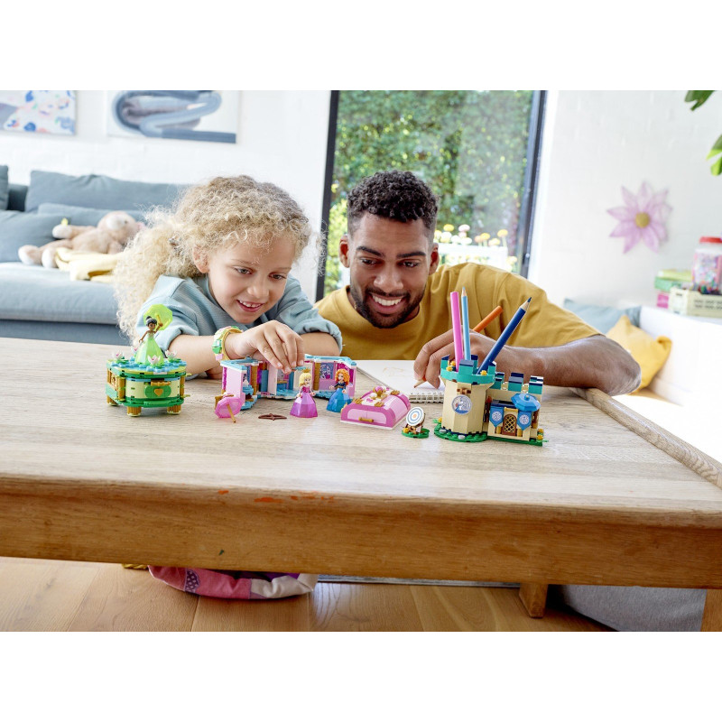 Kouzelný svět Šípkové Růženky, Rebelky a Tiany