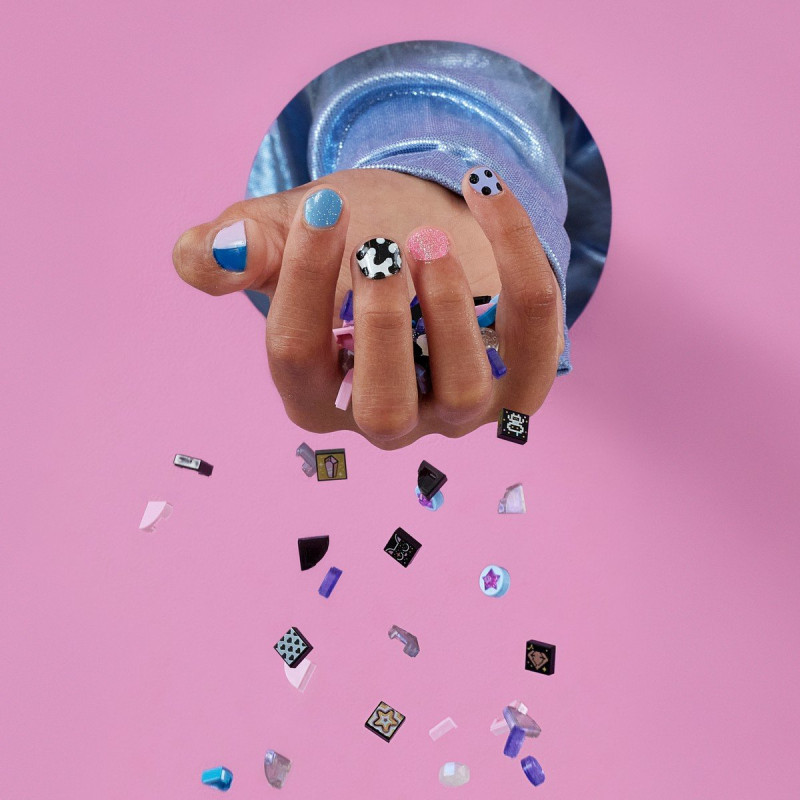 DOTS doplňky – 8. série – Třpytky