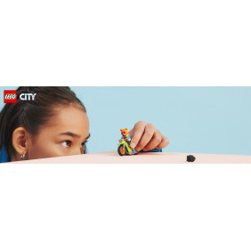 Medvěd a kaskadérská motorka Medvěd a kaskadérská motorka