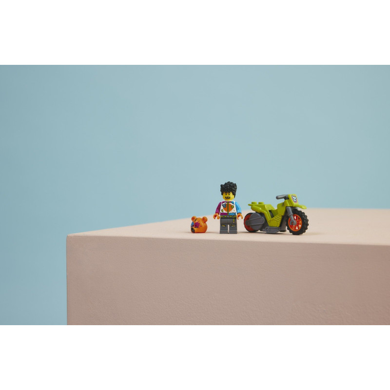 Medvěd a kaskadérská motorka Medvěd a kaskadérská motorka