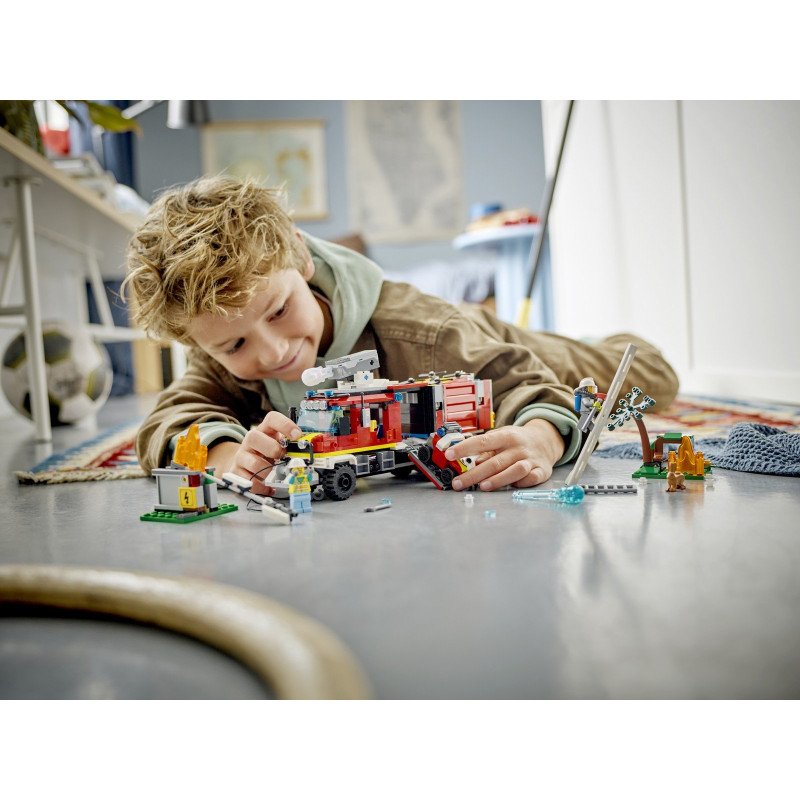 Velitelský vůz hasičů