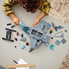 Trysk&aacute;č Avengerov Quinjet