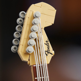 Fender&reg; Stratocaster&trade;