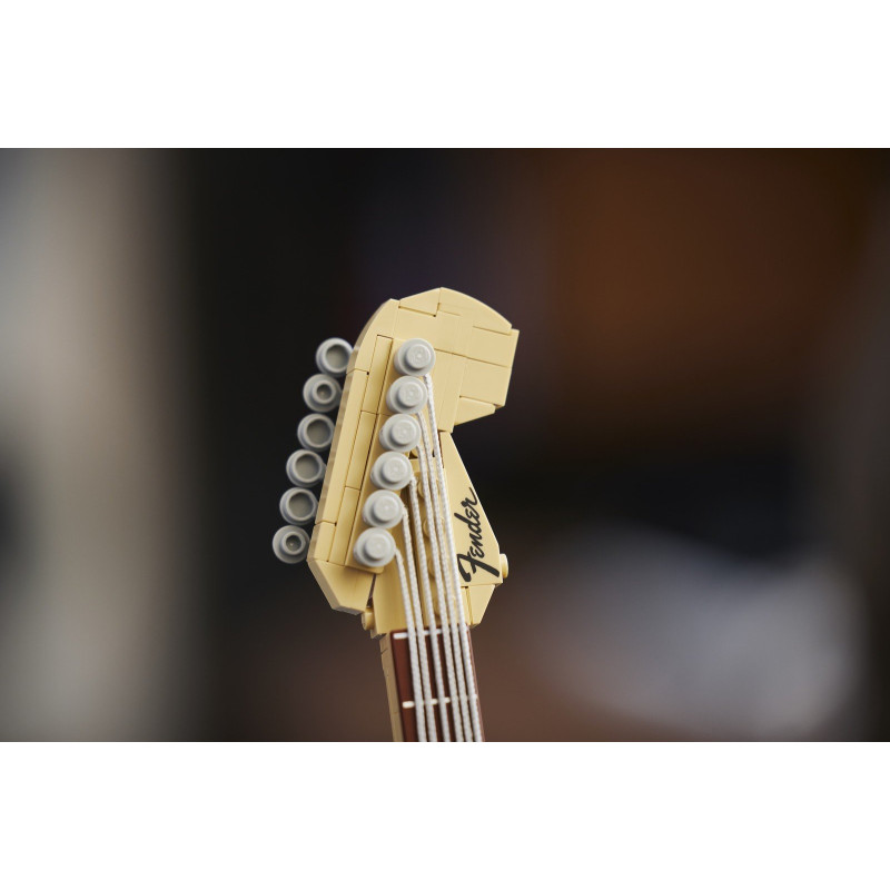 Fender&reg; Stratocaster&trade;