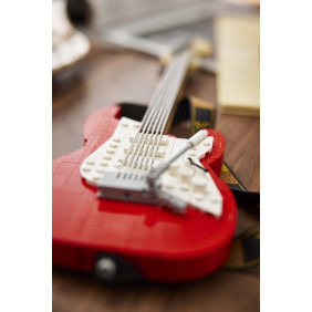 Fender&reg; Stratocaster&trade;