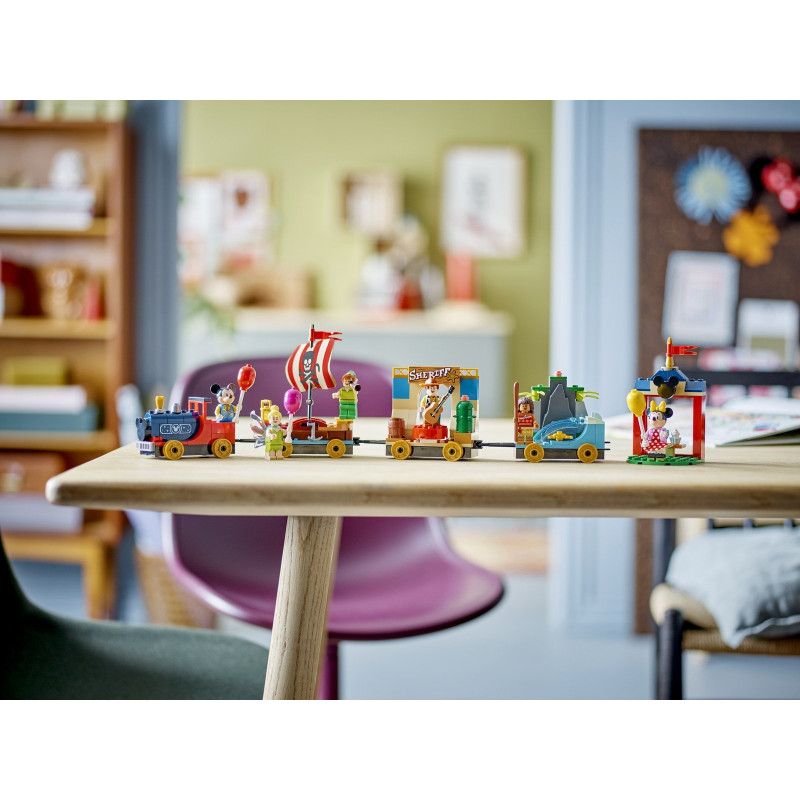 Slavnostní vláček Disney