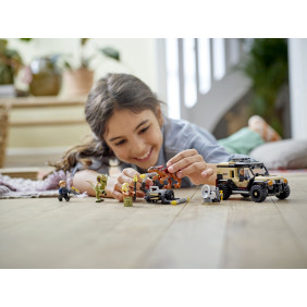 Přeprava pyroraptora a dilophosaura