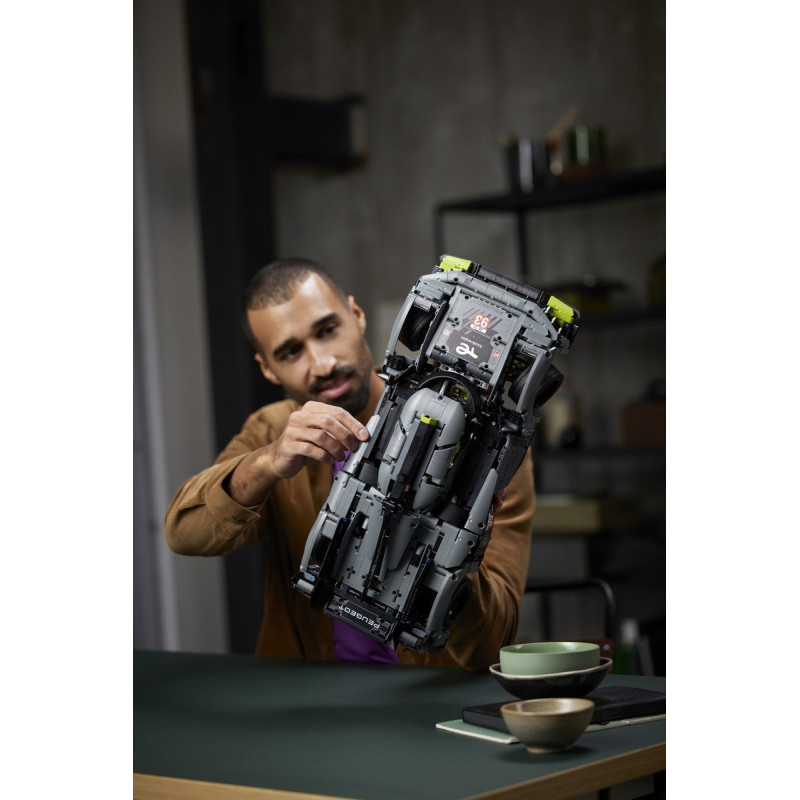 PEUGEOT 9X8 24H Le Mans Hybrid Hypercar