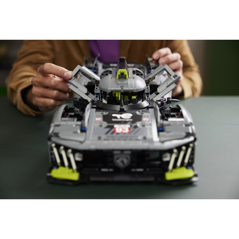 PEUGEOT 9X8 24H Le Mans Hybrid Hypercar