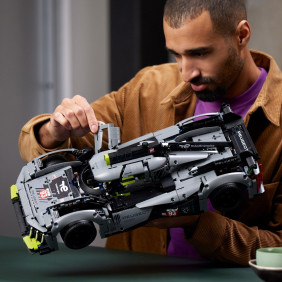 PEUGEOT 9X8 24H Le Mans Hybrid Hypercar