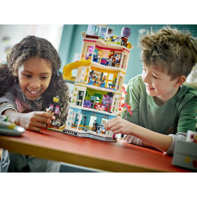 Komunitní centrum v městečku Heartlake Komunitní centrum v městečku Heartlake