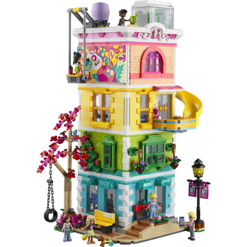 Komunitní centrum v městečku Heartlake Komunitní centrum v městečku Heartlake