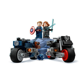 Black Widow a Captain America na motork&aacute;ch