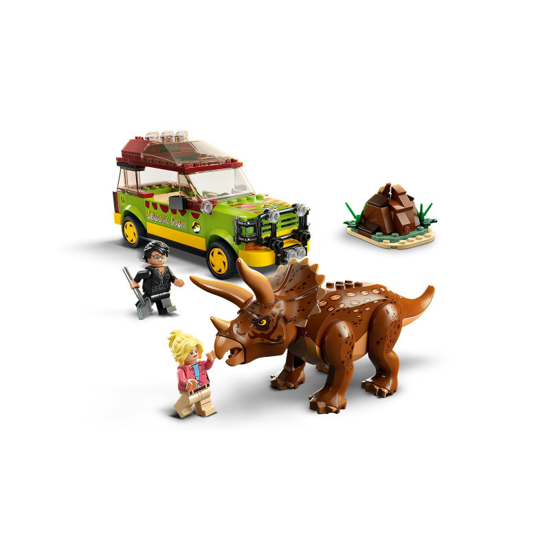 Zkoumání triceratopse​