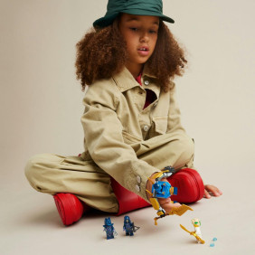 Bojov&yacute; bal&iacute;ček Jayova robota