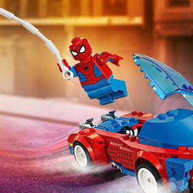 Spider-Manovo z&aacute;vodn&iacute; auto a Venom Zelen&yacute; goblin