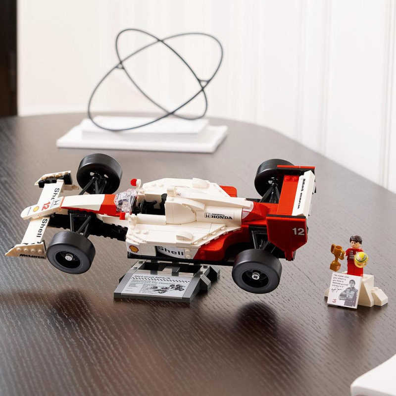 McLaren MP4/4 a Ayrton Senna