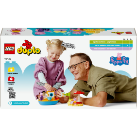 Pras&aacute;tko Peppa a v&yacute;let na loďce