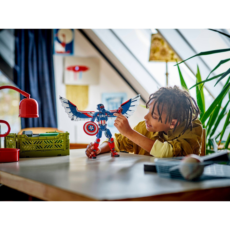 Sestavitelná figurka: Nový Kapitán Amerika