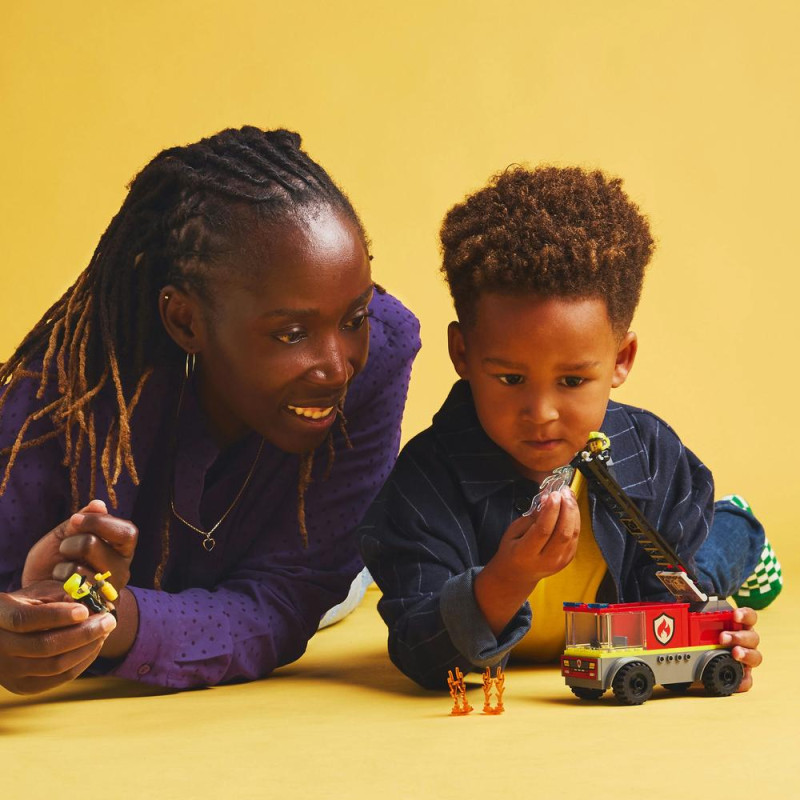 Hasičské auto s žebříkem