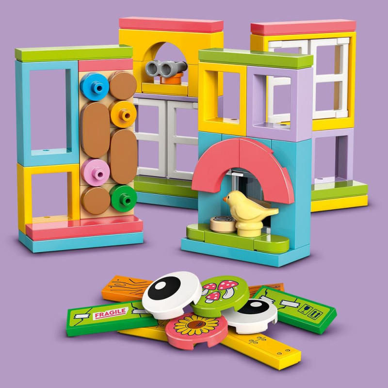 Dům přátelství na stromě