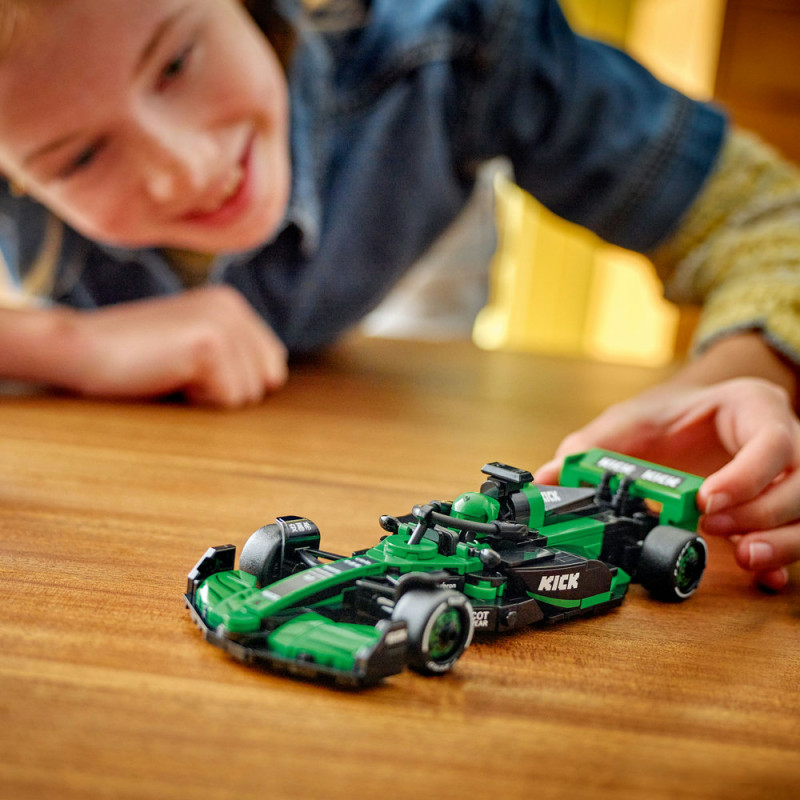 Závodní auto KICK Sauber F1® Team C44