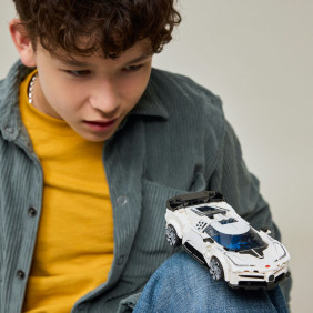 Hyper sportovn&iacute; auto Bugatti Centodieci