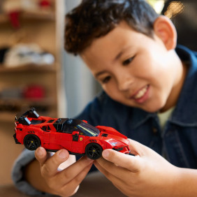 Sportovní auto Ferrari SF90 XX Stradale