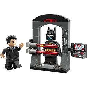 Batman&trade;: Bruce Wayne&trade; a...