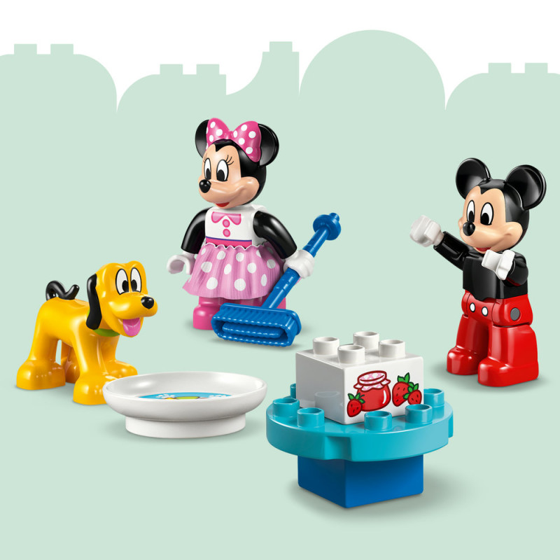 Mickeyho klub&iacute;k, Minnie a Pluto