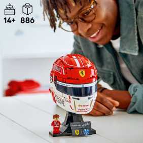 Helma Charles Leclerc ze Scuderia Ferrari HP