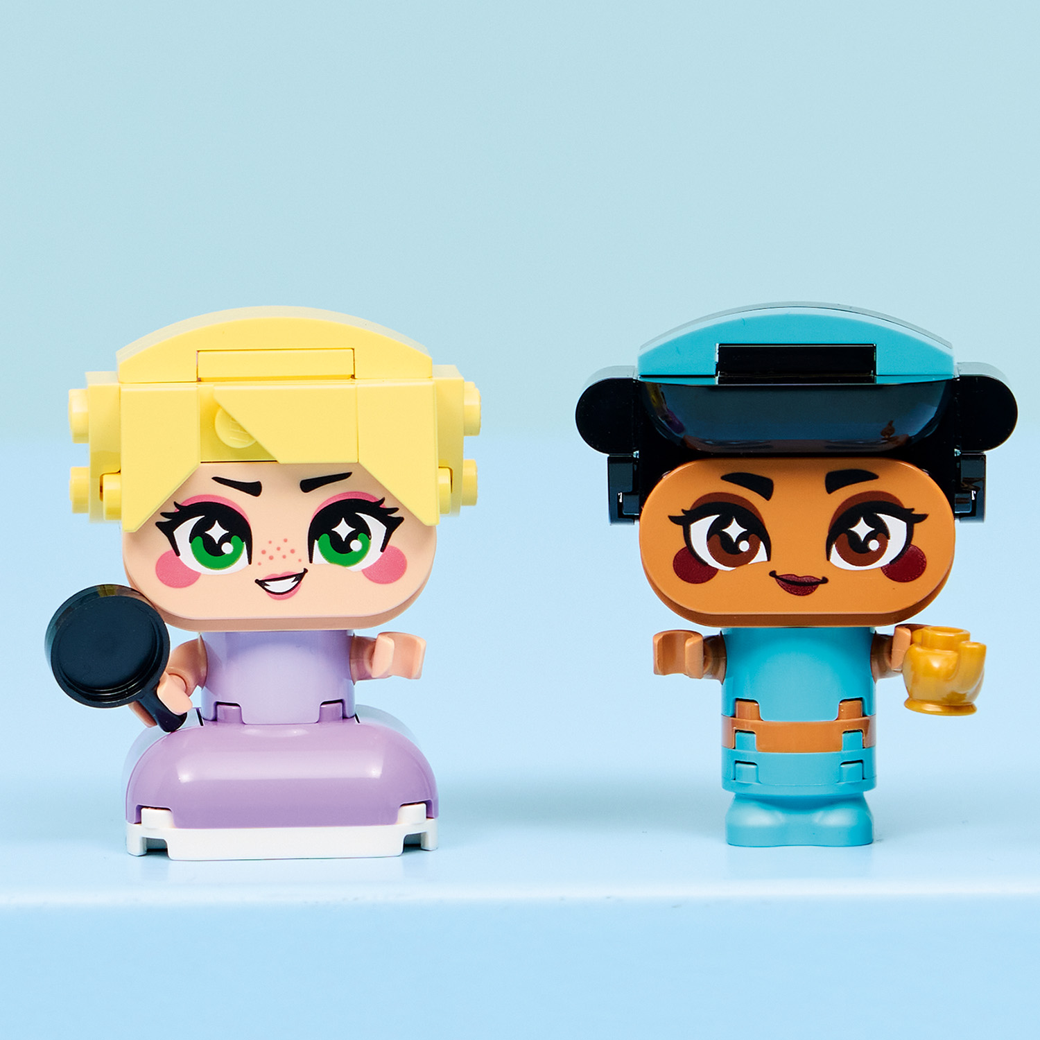 Roztomil&aacute; hračka se dvěma obl&iacute;ben&yacute;mi princeznami Disney