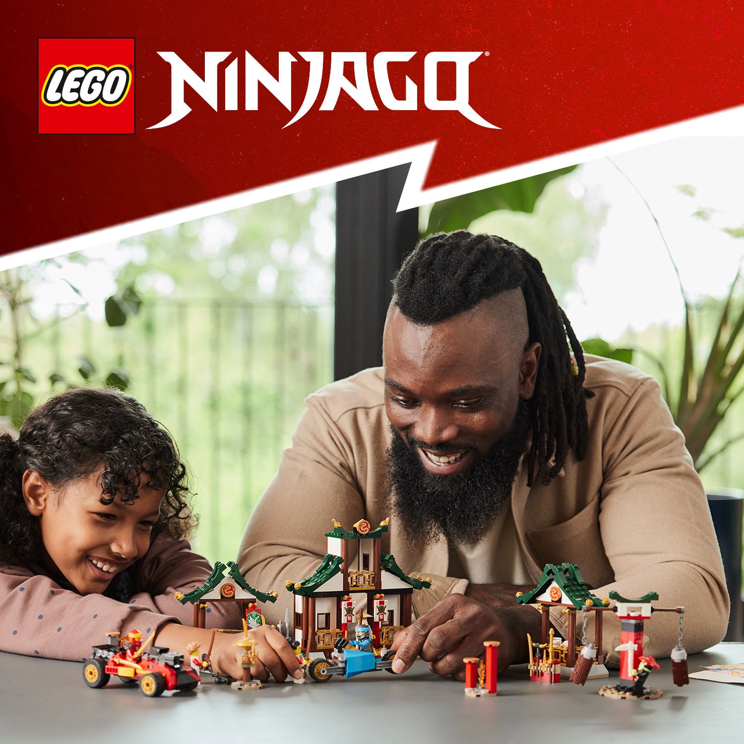 Stavebnice NINJAGO® dojo a box s kostkami